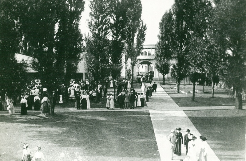 Refreshments Grove at Erie Beach