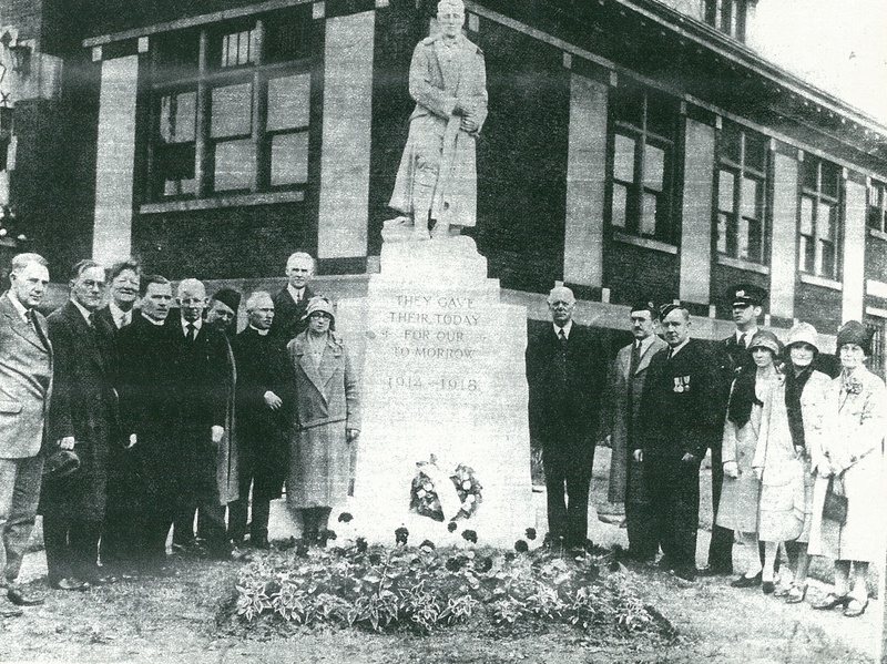 World War 1 Statue at Old Town Hall