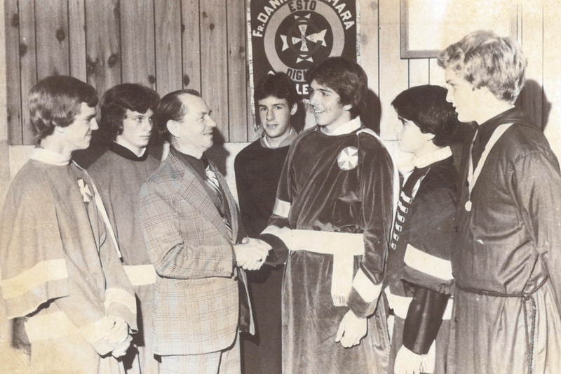Squires Install New Officers