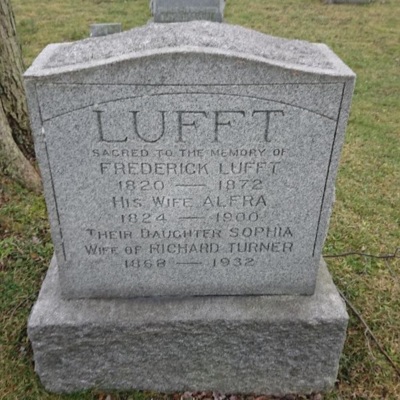 tombstonelufft.jpg