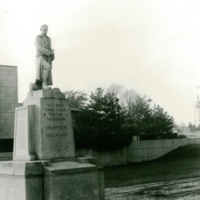 worldwar1memorialatmathersarch.jpeg