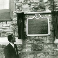 RichardMooreatCruikshankPlaque.jpeg