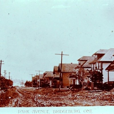 parkavenuebridgeburg2.JPG